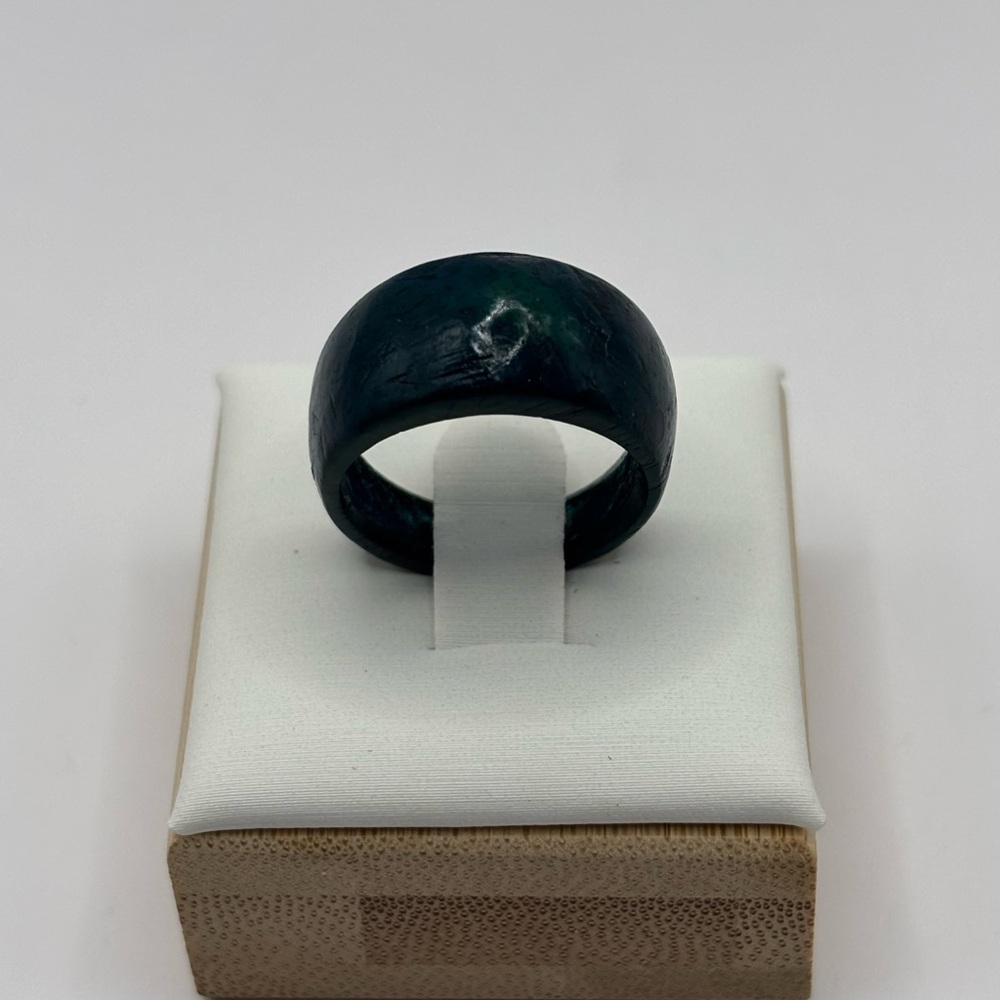 *NEW* Unique Blue/Green Coconut Ring